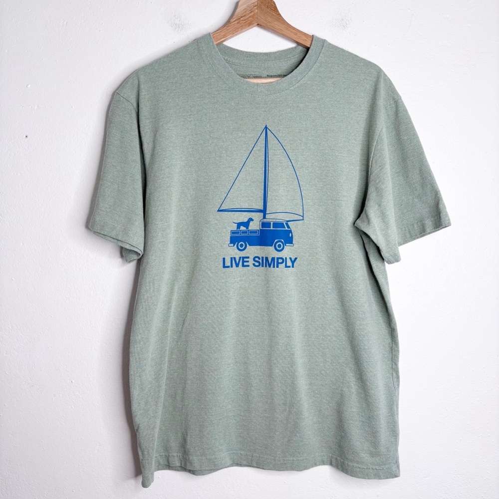 Patagonia Sailboat Dog Graphic Responsibili-Tee Sage Green Organic Size M